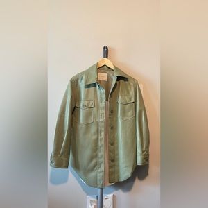 Wilfred Vegan Leather Ganna Shirt Jacket Sage